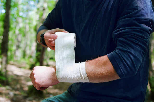 Learn These 2 Important Lifesaving Skills For Future Trips